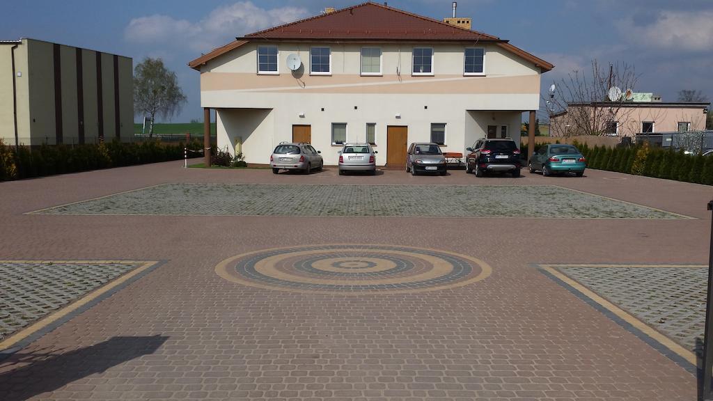 Restauracja Motel Halka Płock Zewnętrze zdjęcie